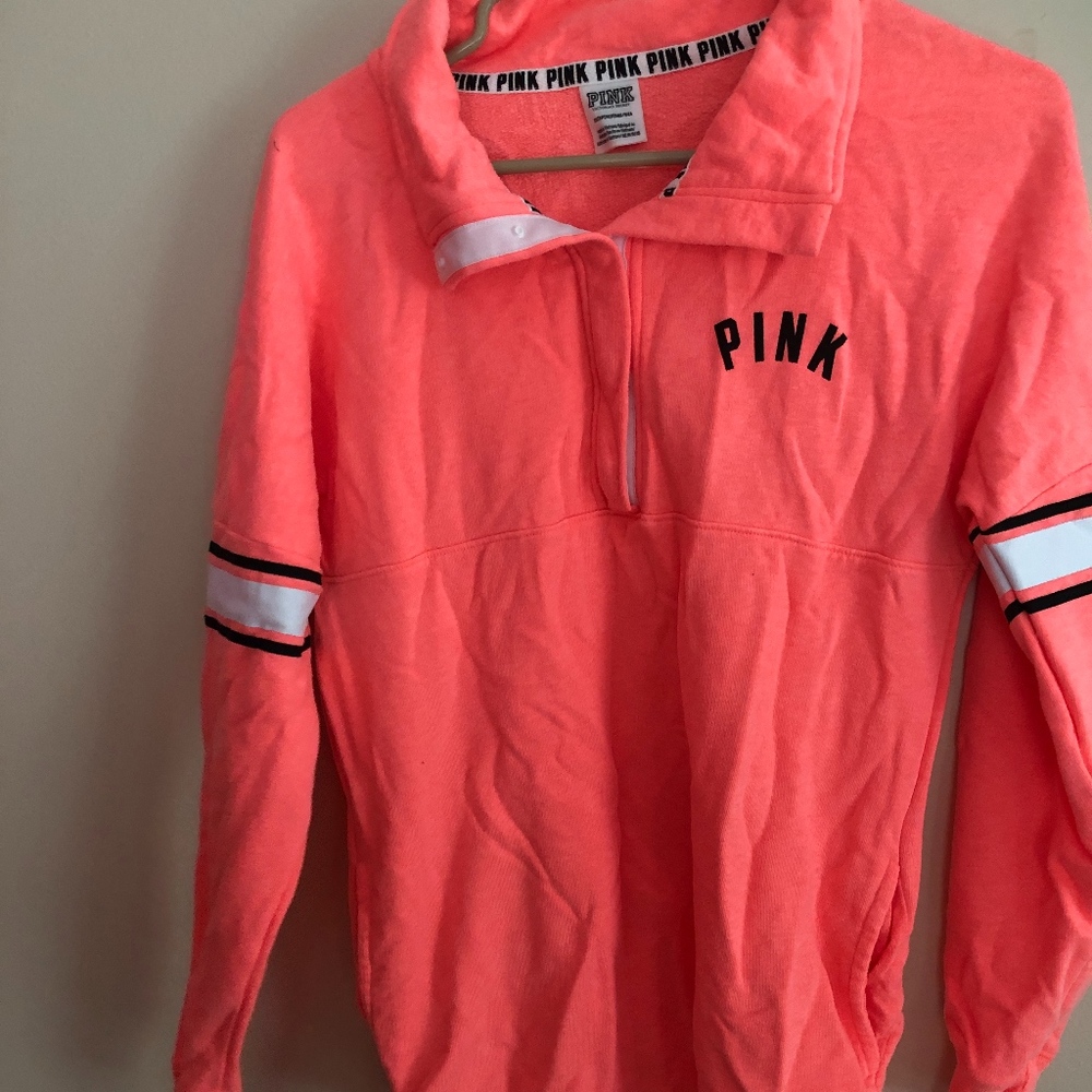 VICTORIA SECRET SWEATSHIRT
